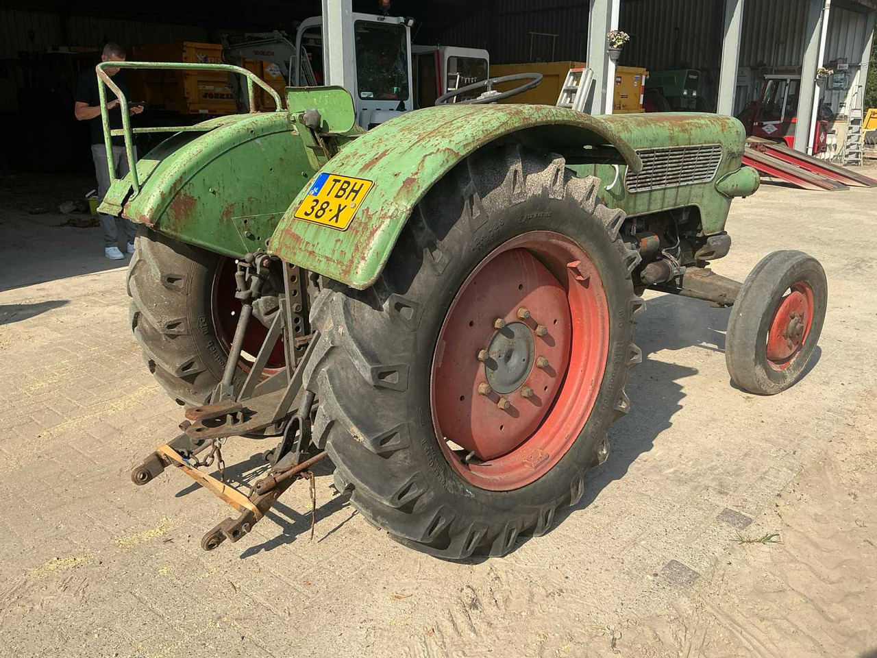 Fendt Farmer 2-FW139/3 - جرار: صورة 5 Fendt Farmer 2-FW139/3 - جرار: صورة 5
