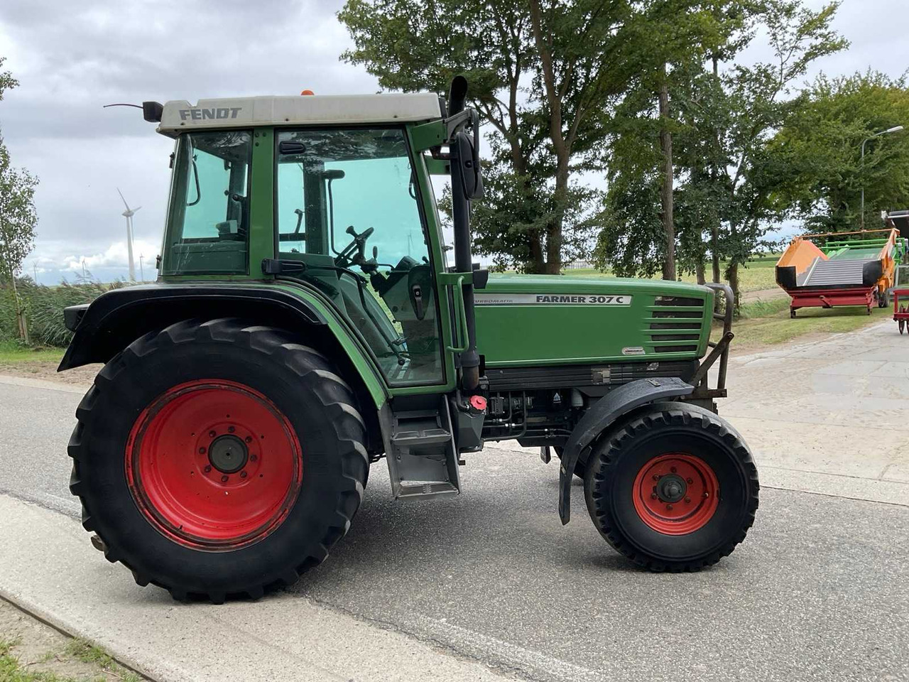 Fendt Farmer 307C - جرار: صورة 5 Fendt Farmer 307C - جرار: صورة 5