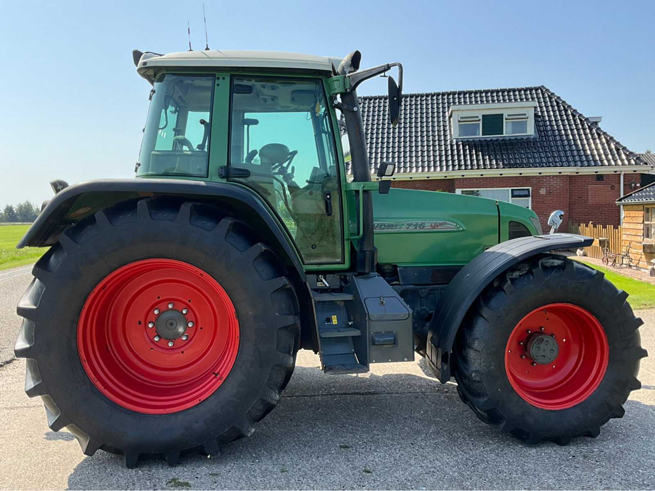 جرار Fendt Favorit 716 Vario: صورة 6