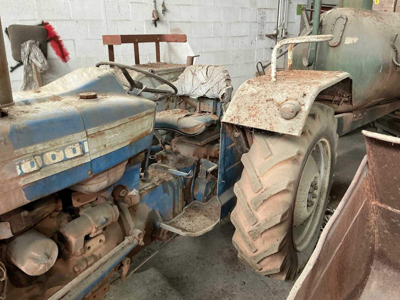 Ford 3000 - جرار: صورة 4 Ford 3000 - جرار: صورة 4