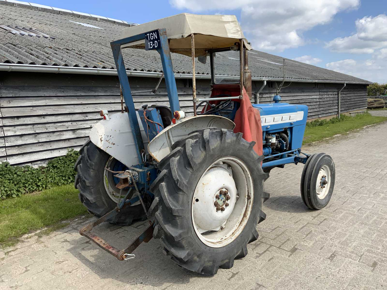 Ford 3000 - جرار: صورة 5 Ford 3000 - جرار: صورة 5