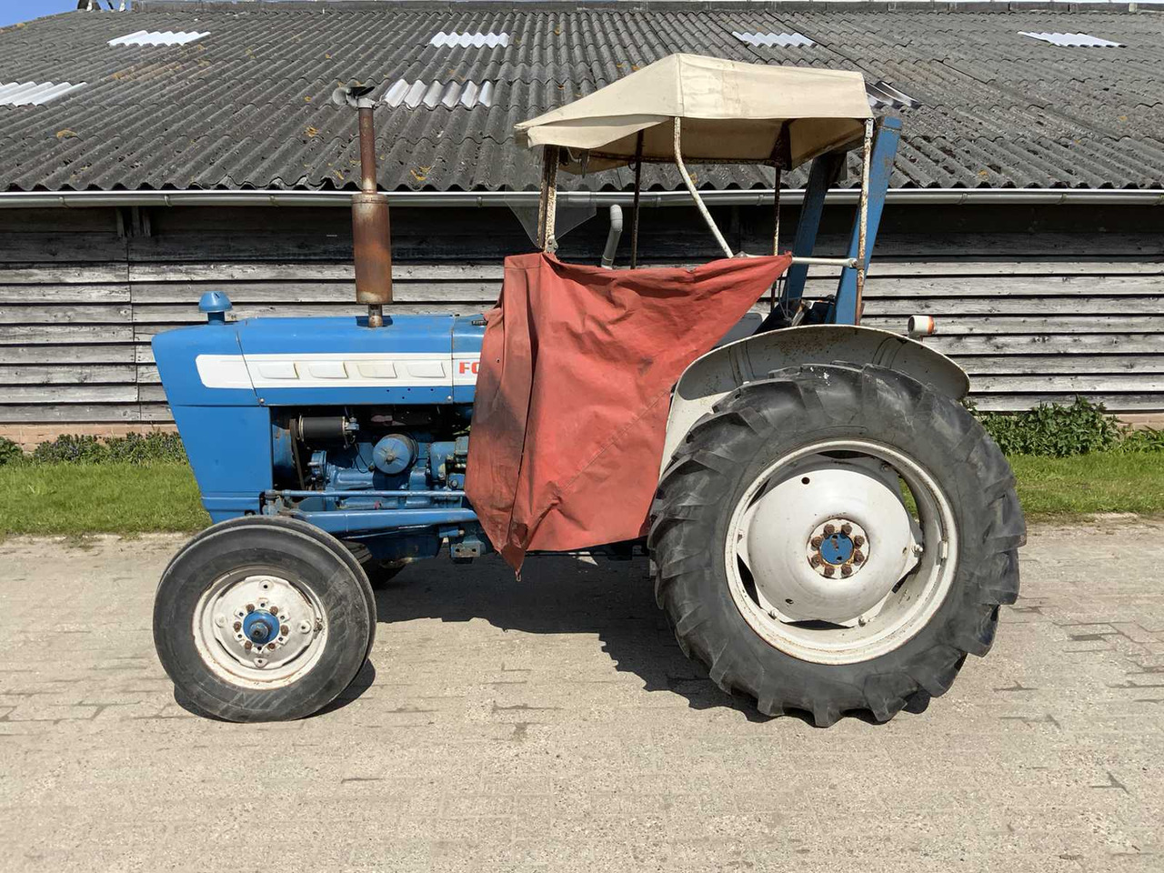 Ford 3000 - جرار: صورة 2 Ford 3000 - جرار: صورة 2