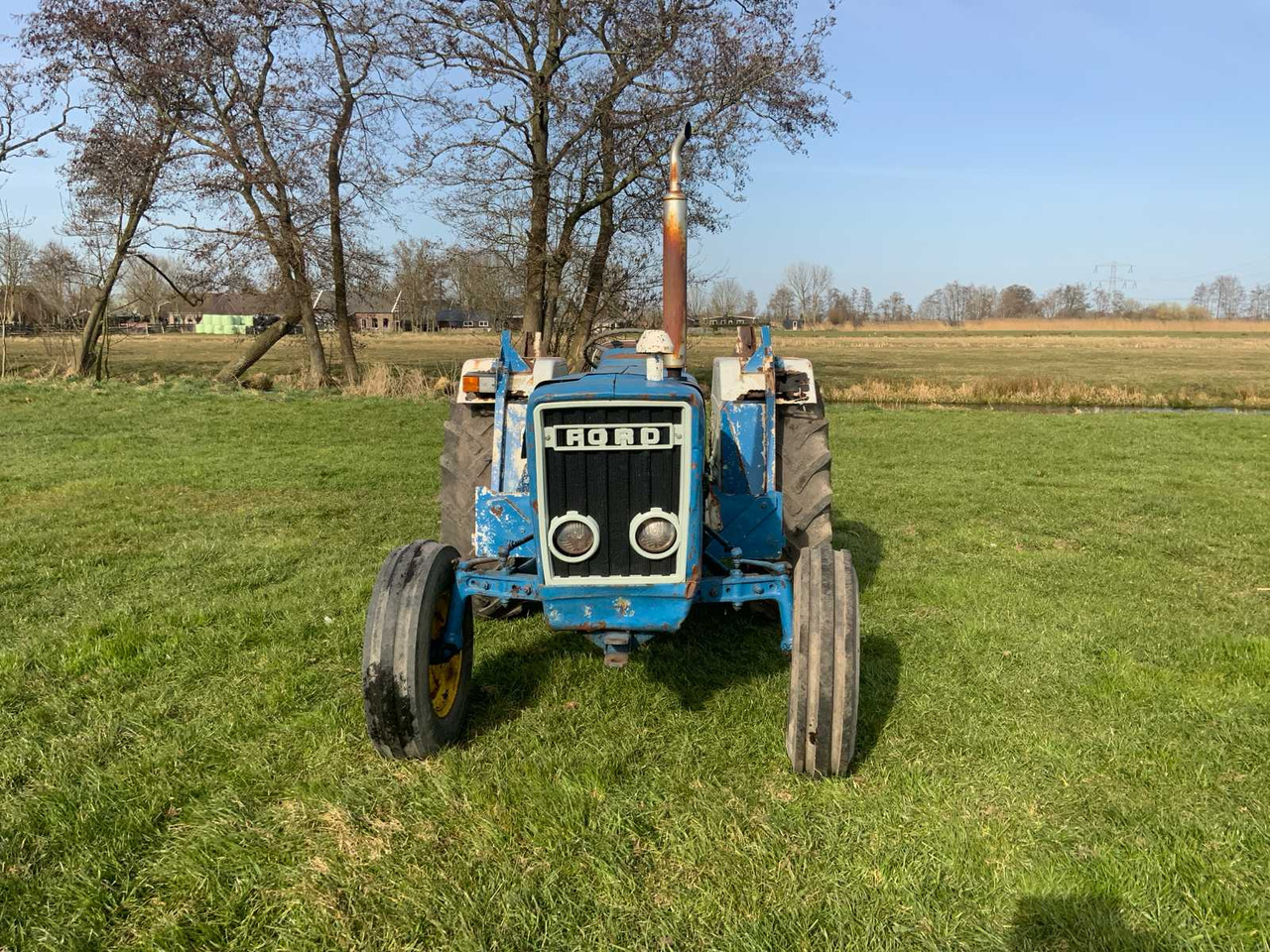 Ford 3600 - جرار: صورة 2 Ford 3600 - جرار: صورة 2