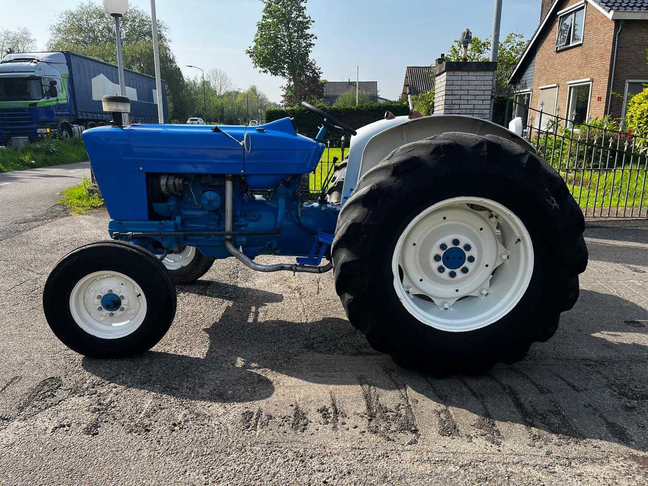 Ford 4500 - جرار: صورة 2 Ford 4500 - جرار: صورة 2