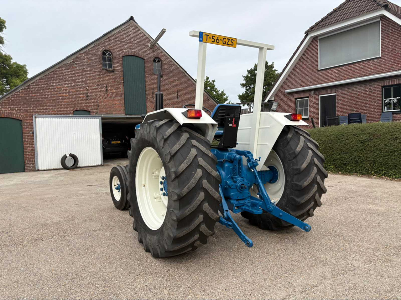Ford 5000 - جرار صغير: صورة 5 Ford 5000 - جرار صغير: صورة 5