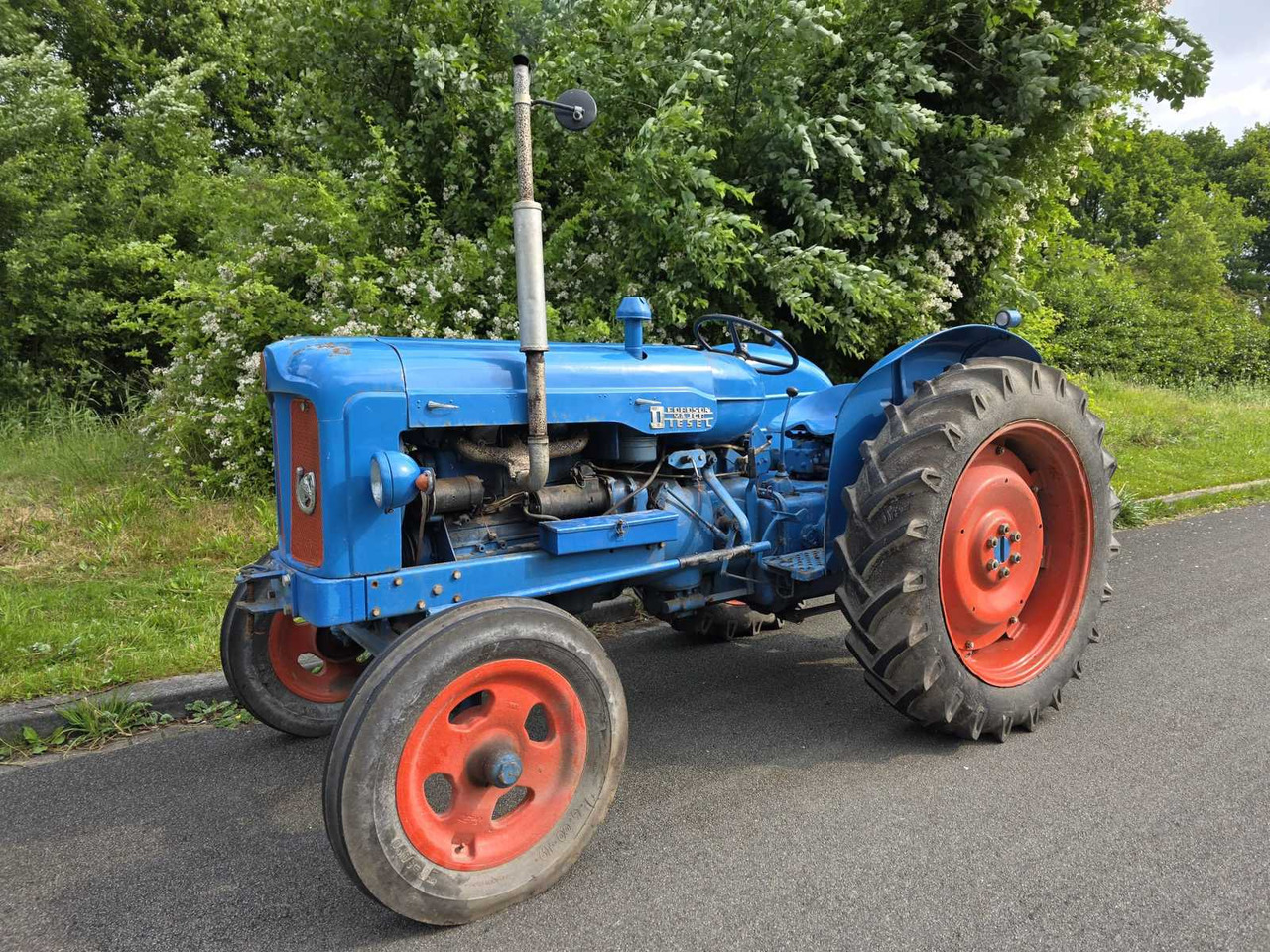 Fordson Major - جرار: صورة 2 Fordson Major - جرار: صورة 2