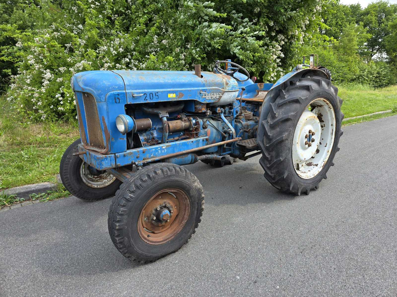 Fordson Major - جرار: صورة 1 Fordson Major - جرار: صورة 1