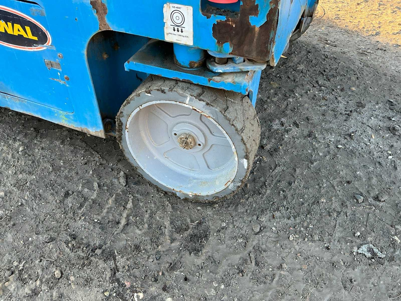 معدات الوصول GENIE - GS4047 - AERIAL WORK PLATFORMS - 2015 (ESN14015024): صورة 12