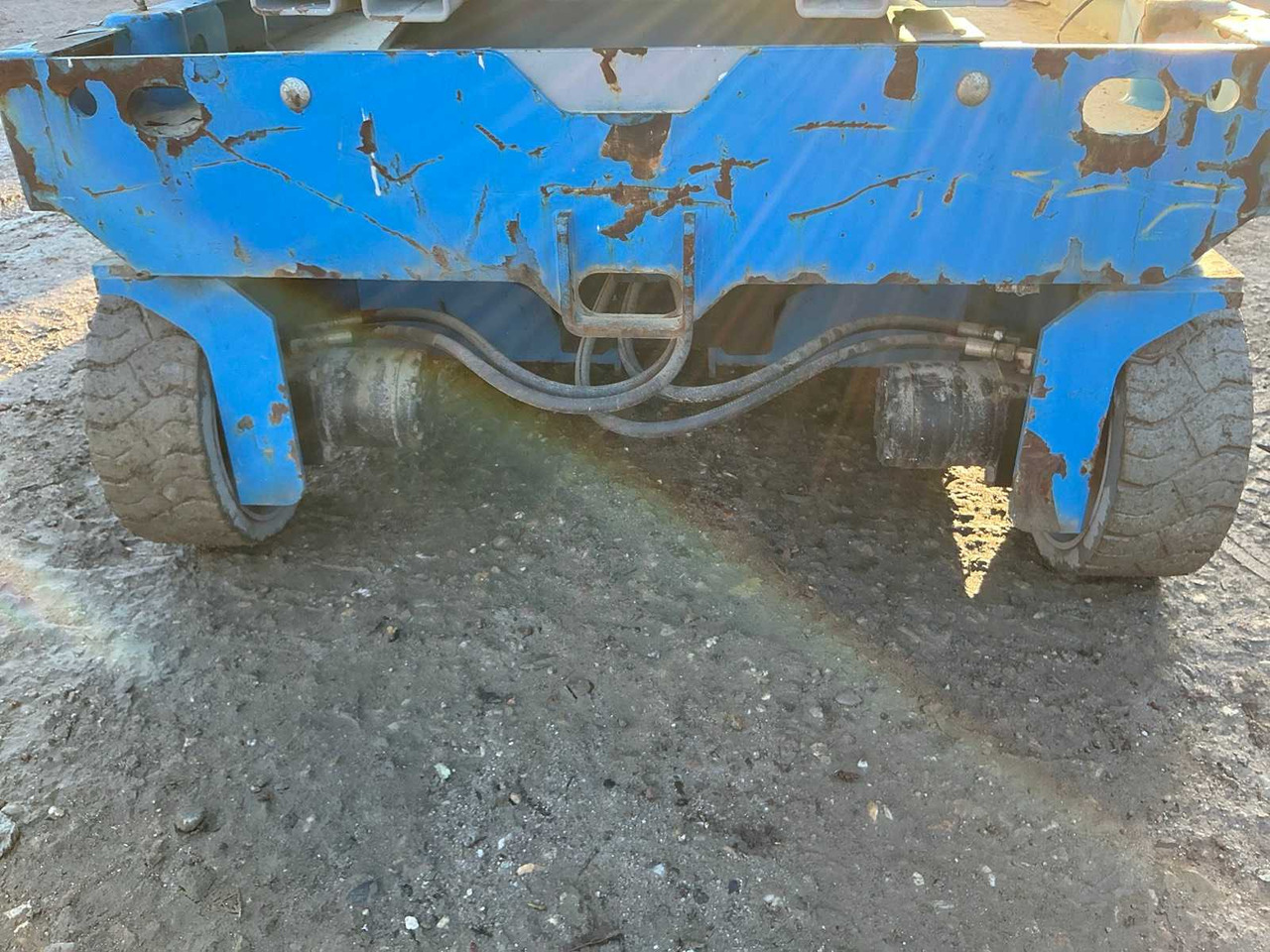 معدات الوصول GENIE - GS4047 - AERIAL WORK PLATFORMS - 2015 (ESN14015024): صورة 7