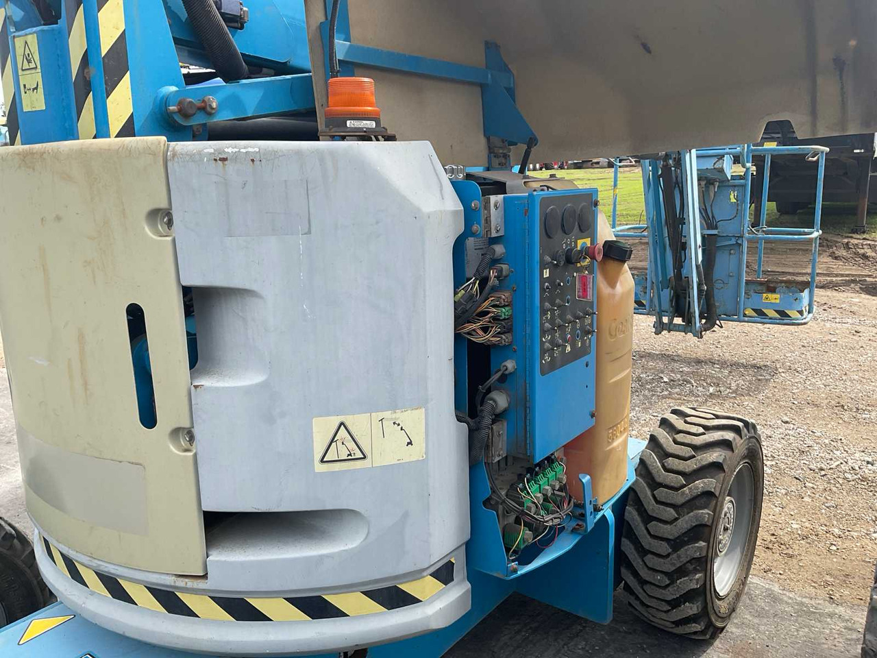معدات الوصول Genie Z-34/22: صورة 14