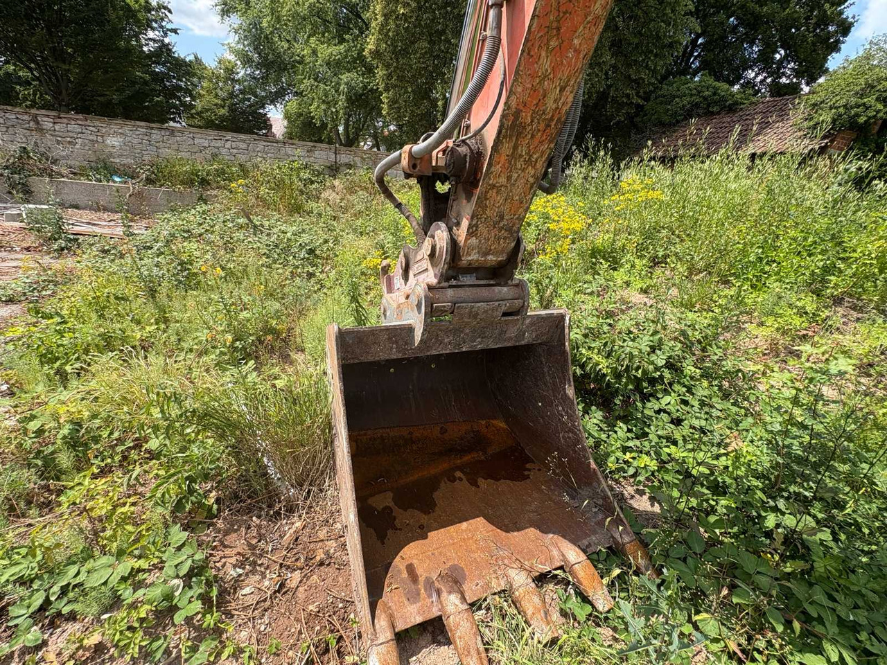 Hitachi ZX135 US-6 - حفار زحاف: صورة 5 Hitachi ZX135 US-6 - حفار زحاف: صورة 5