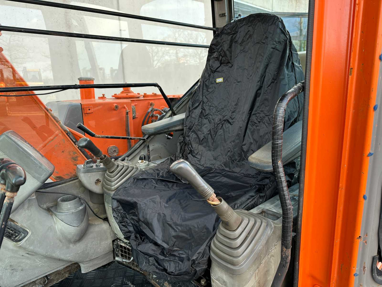 حفار زحاف Hitachi ZX70LC: صورة 30