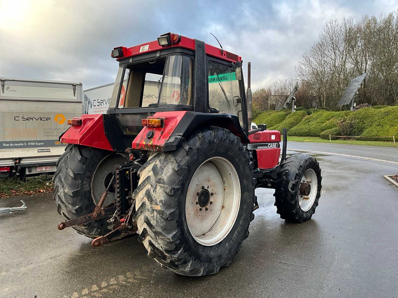 INTERNATIONAL-CASE 1056XL ALL-WHEEL DRIVE AGRICULTURAL TRACTOR - جرار: صورة 5 INTERNATIONAL-CASE 1056XL ALL-WHEEL DRIVE AGRICULTURAL TRACTOR - جرار: صورة 5