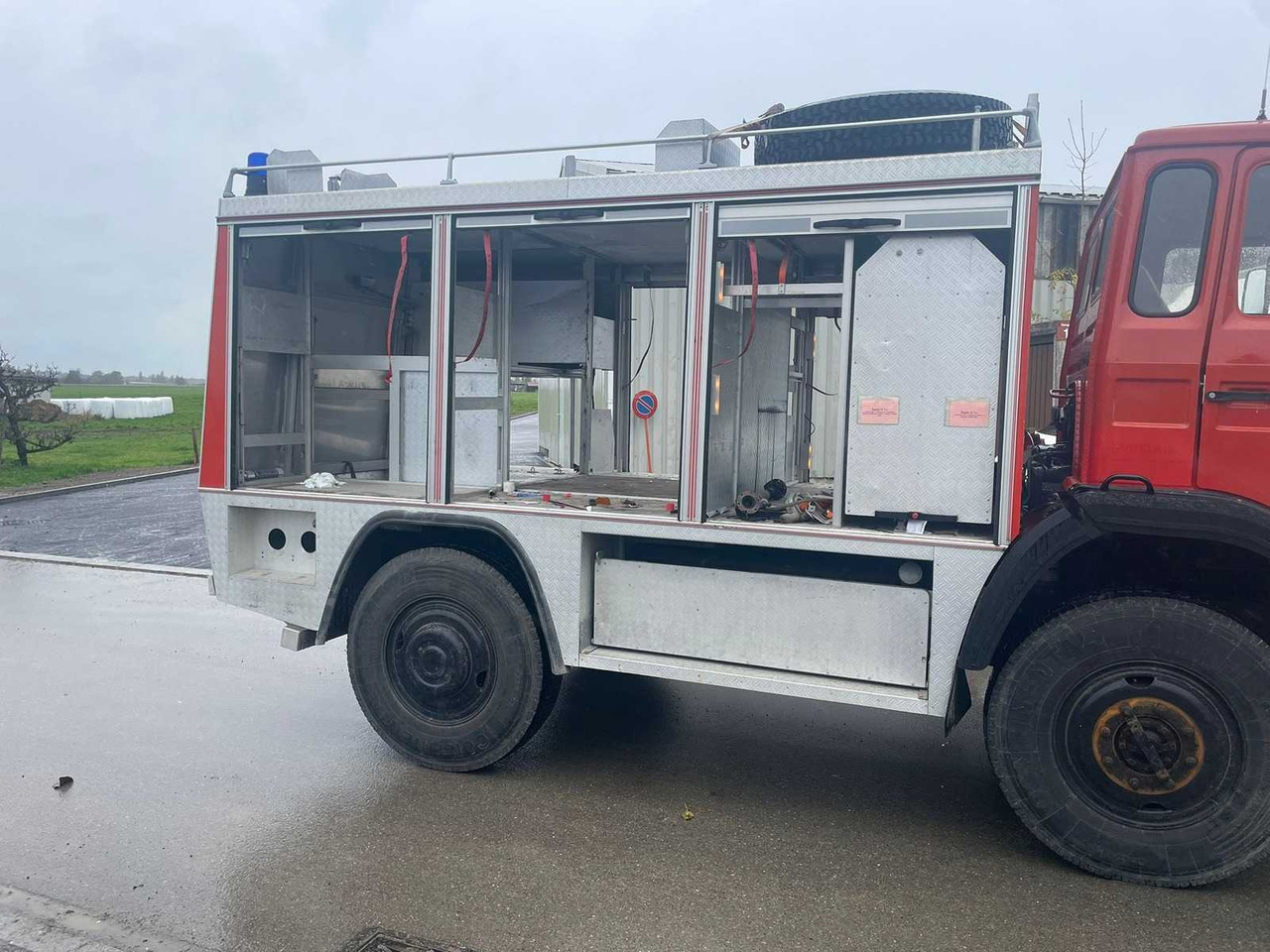 IVECO - FIRE TRUCK 80-16 AW - TRUCK - 1989 - شاحنة: صورة 4 IVECO - FIRE TRUCK 80-16 AW - TRUCK - 1989 - شاحنة: صورة 4