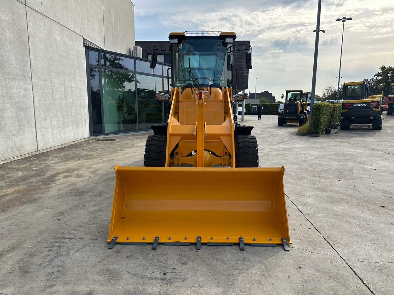 JBG - 2025 - WL20 - SHOVEL - اللودر بعجل: صورة 2 JBG - 2025 - WL20 - SHOVEL - اللودر بعجل: صورة 2