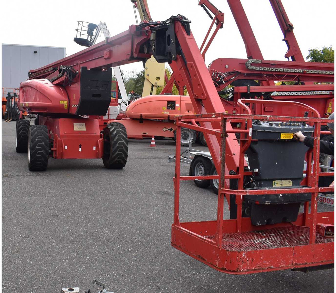 JLG 1250SJP - معدات الوصول: صورة 4 JLG 1250SJP - معدات الوصول: صورة 4