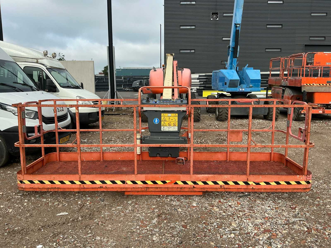 JLG 680S - معدات الوصول: صورة 3 JLG 680S - معدات الوصول: صورة 3