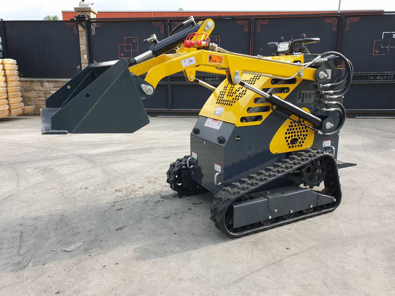 اللودر بعجل JPC HT360 MINI TRACK LOADER: صورة 16