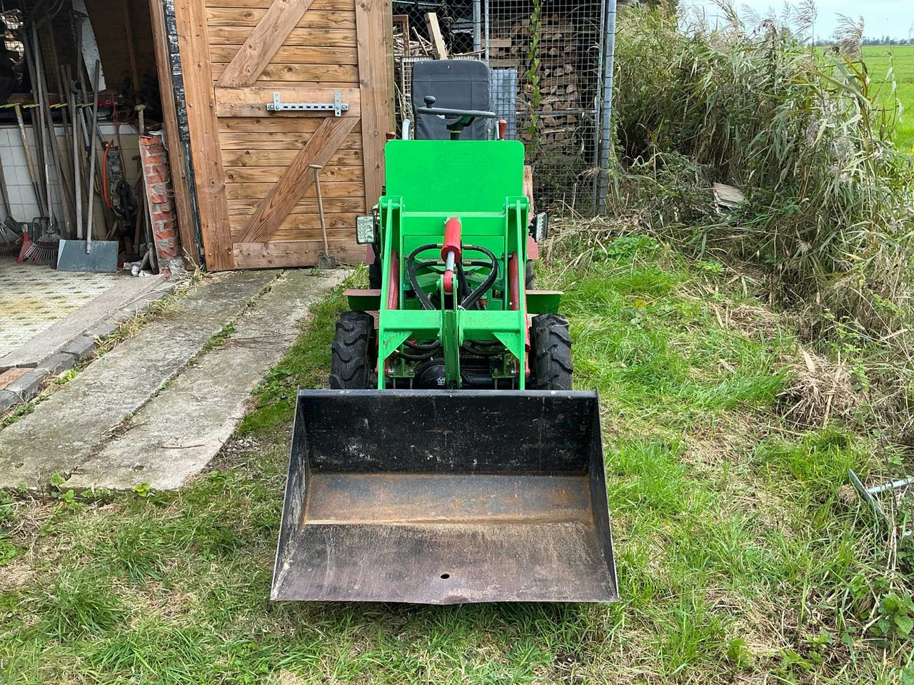 JPC ME18 SHOVEL - اللودر بعجل: صورة 2 JPC ME18 SHOVEL - اللودر بعجل: صورة 2