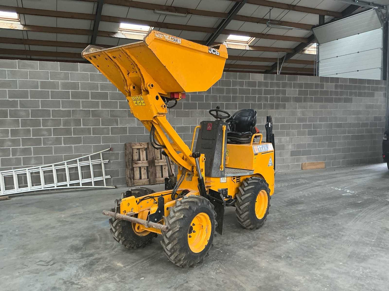 Jcb 1T 2S5 - شاحنة التعدين: صورة 1 Jcb 1T 2S5 - شاحنة التعدين: صورة 1