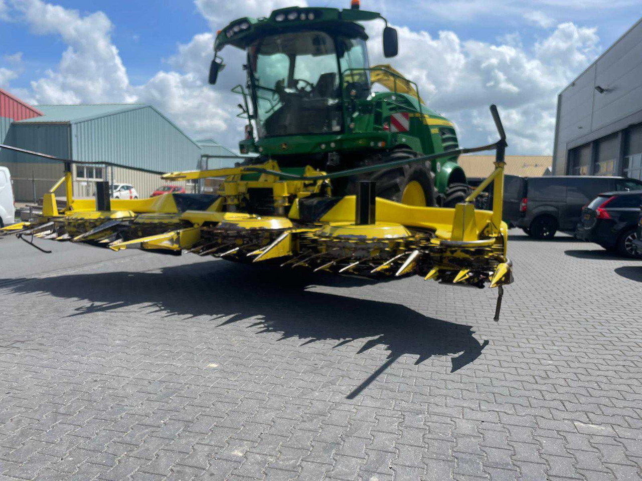 John Deere 475 Plus - حصادة الأعلاف: صورة 2 John Deere 475 Plus - حصادة الأعلاف: صورة 2