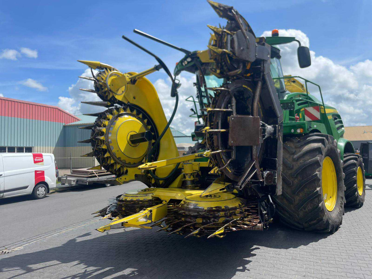 John Deere 475 Plus - حصادة الأعلاف: صورة 1 John Deere 475 Plus - حصادة الأعلاف: صورة 1