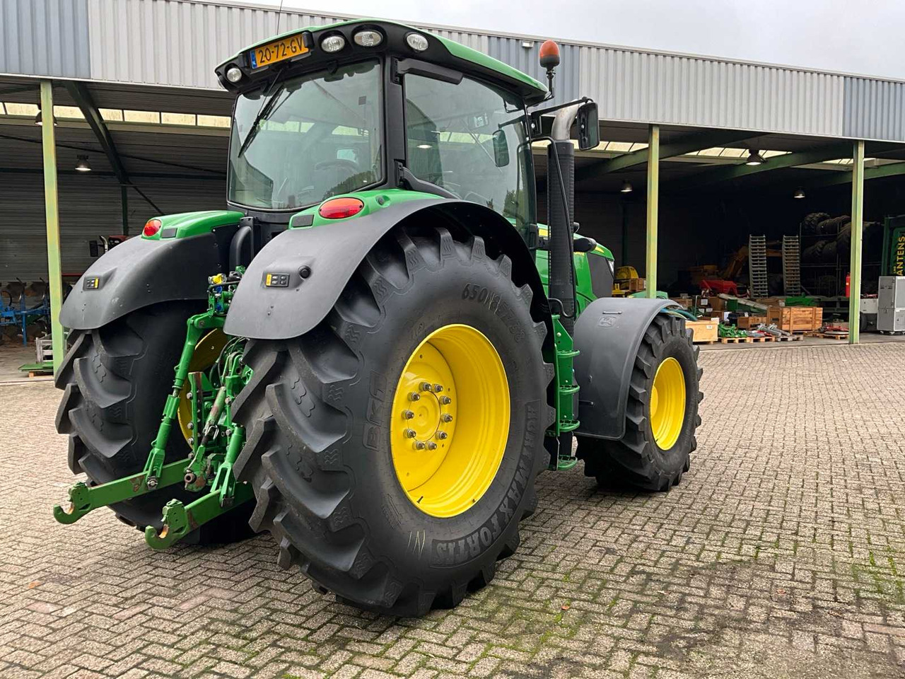 John Deere 6210R - جرار: صورة 3 John Deere 6210R - جرار: صورة 3