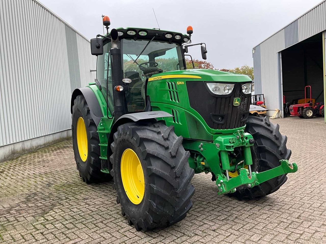 John Deere 6210R - جرار: صورة 4 John Deere 6210R - جرار: صورة 4