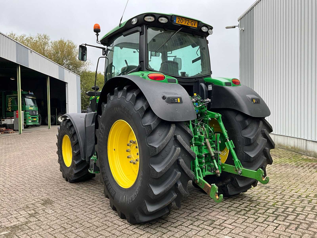 John Deere 6210R - جرار: صورة 2 John Deere 6210R - جرار: صورة 2