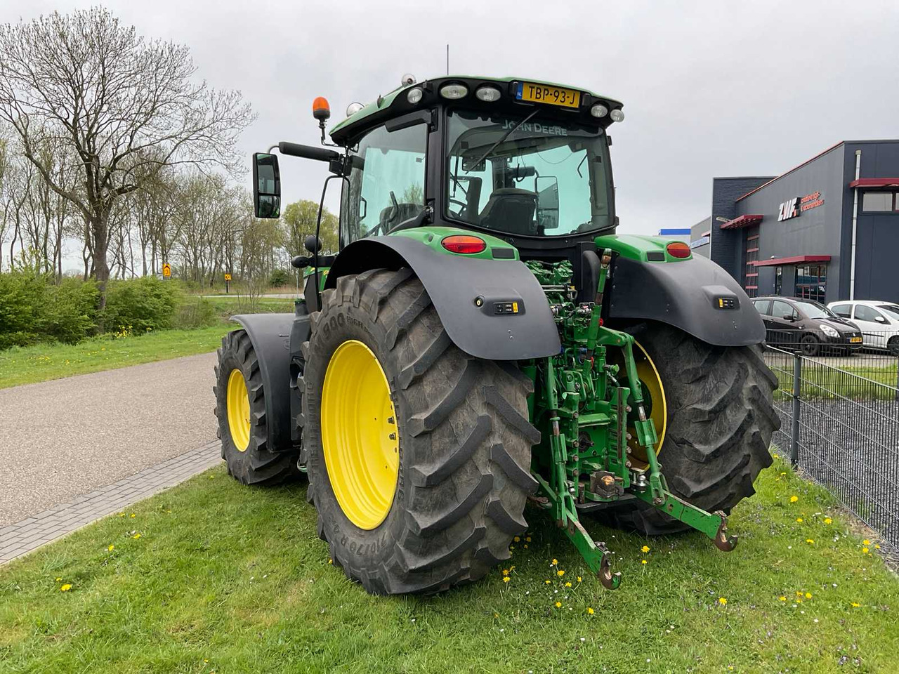 John Deere 6215R - جرار: صورة 3 John Deere 6215R - جرار: صورة 3