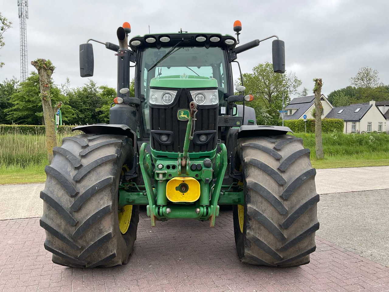 John Deere 6215R - جرار: صورة 5 John Deere 6215R - جرار: صورة 5