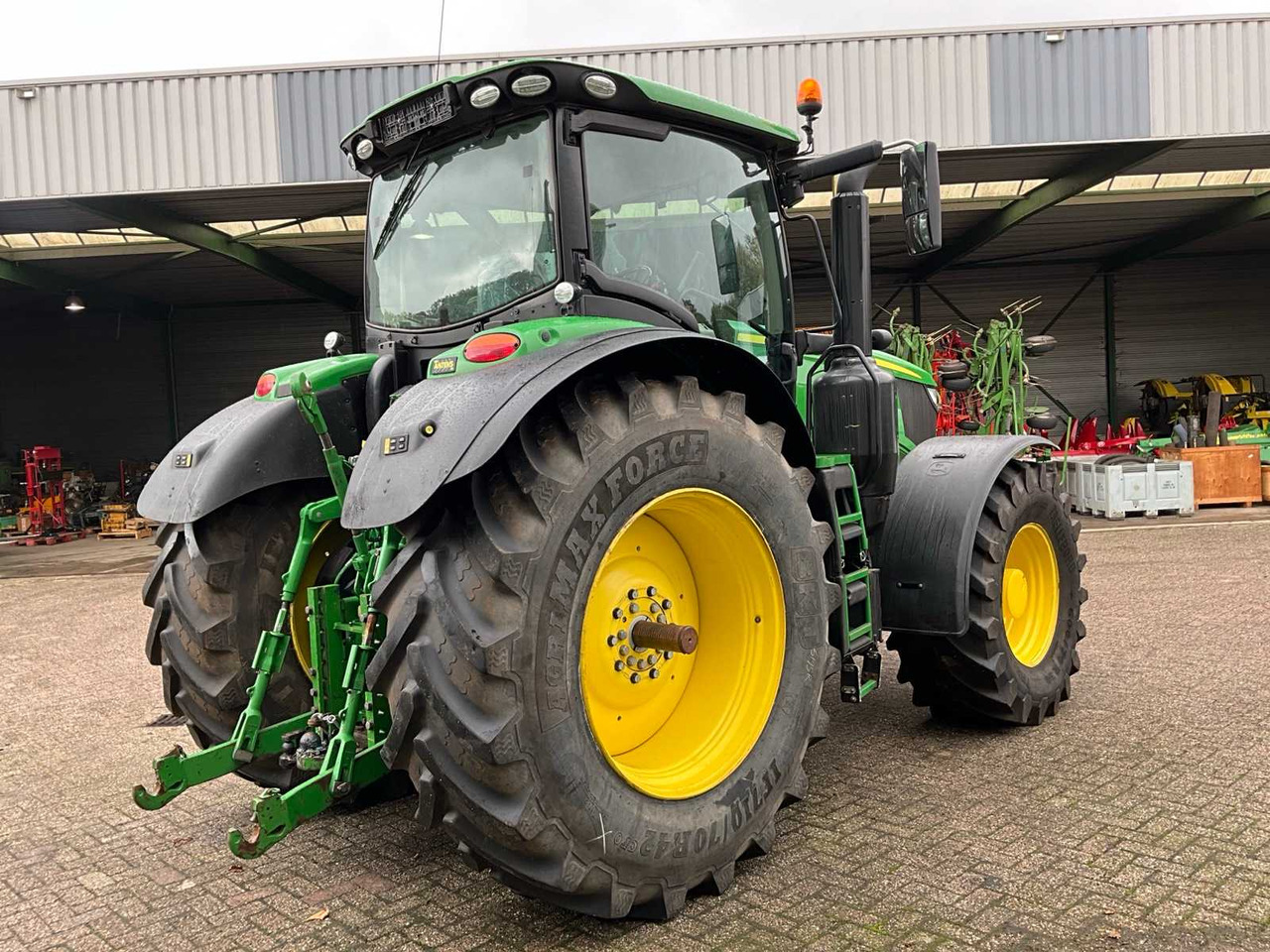 John Deere 6230R - جرار: صورة 3 John Deere 6230R - جرار: صورة 3