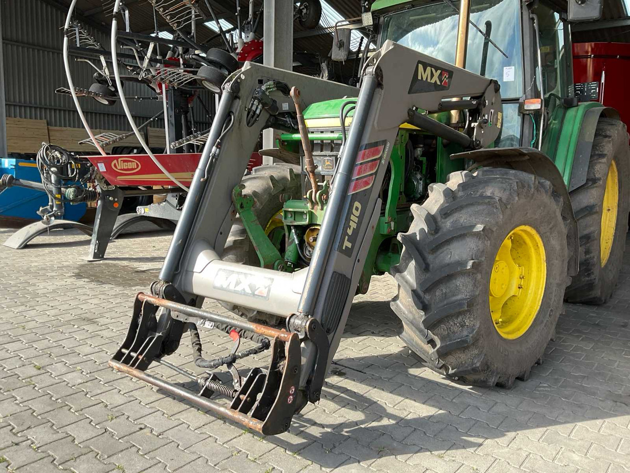 جرار John Deere 6310: صورة 6