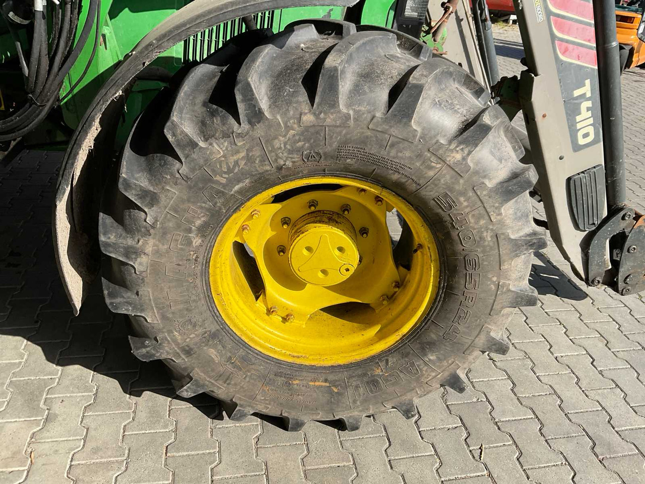 جرار John Deere 6310: صورة 13