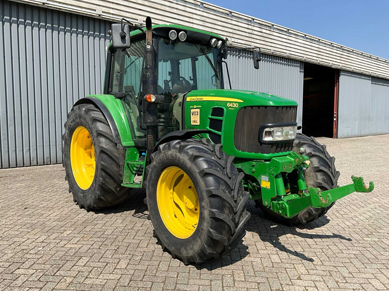 John Deere 6430 Premium - جرار: صورة 2 John Deere 6430 Premium - جرار: صورة 2