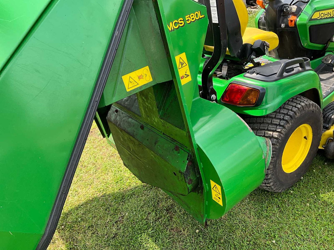 جزازة أعشاب الحدائق John Deere X940: صورة 15