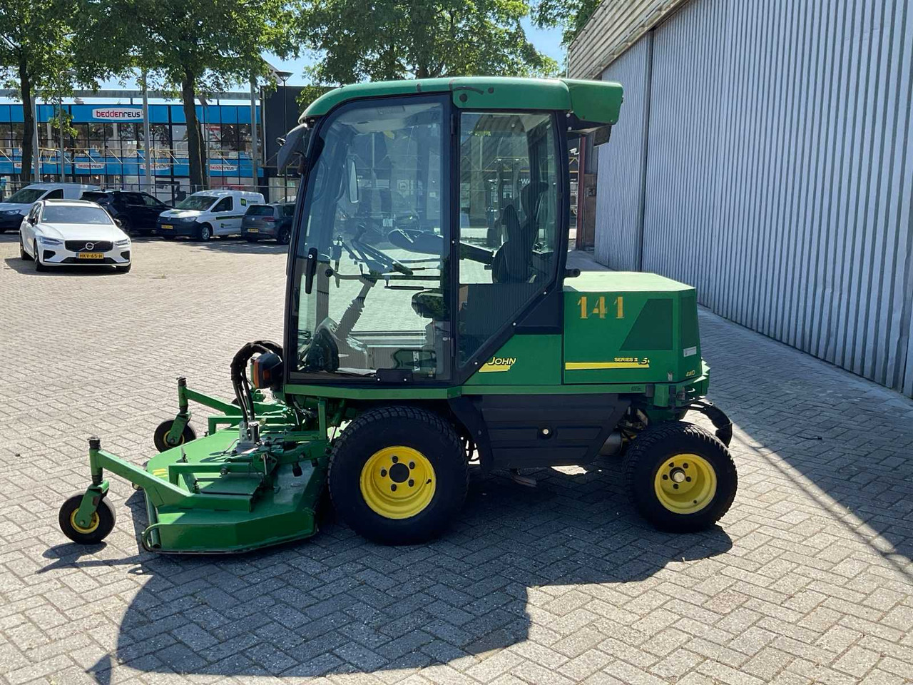 John deere 1505 - جزازة أعشاب الحدائق: صورة 5 John deere 1505 - جزازة أعشاب الحدائق: صورة 5