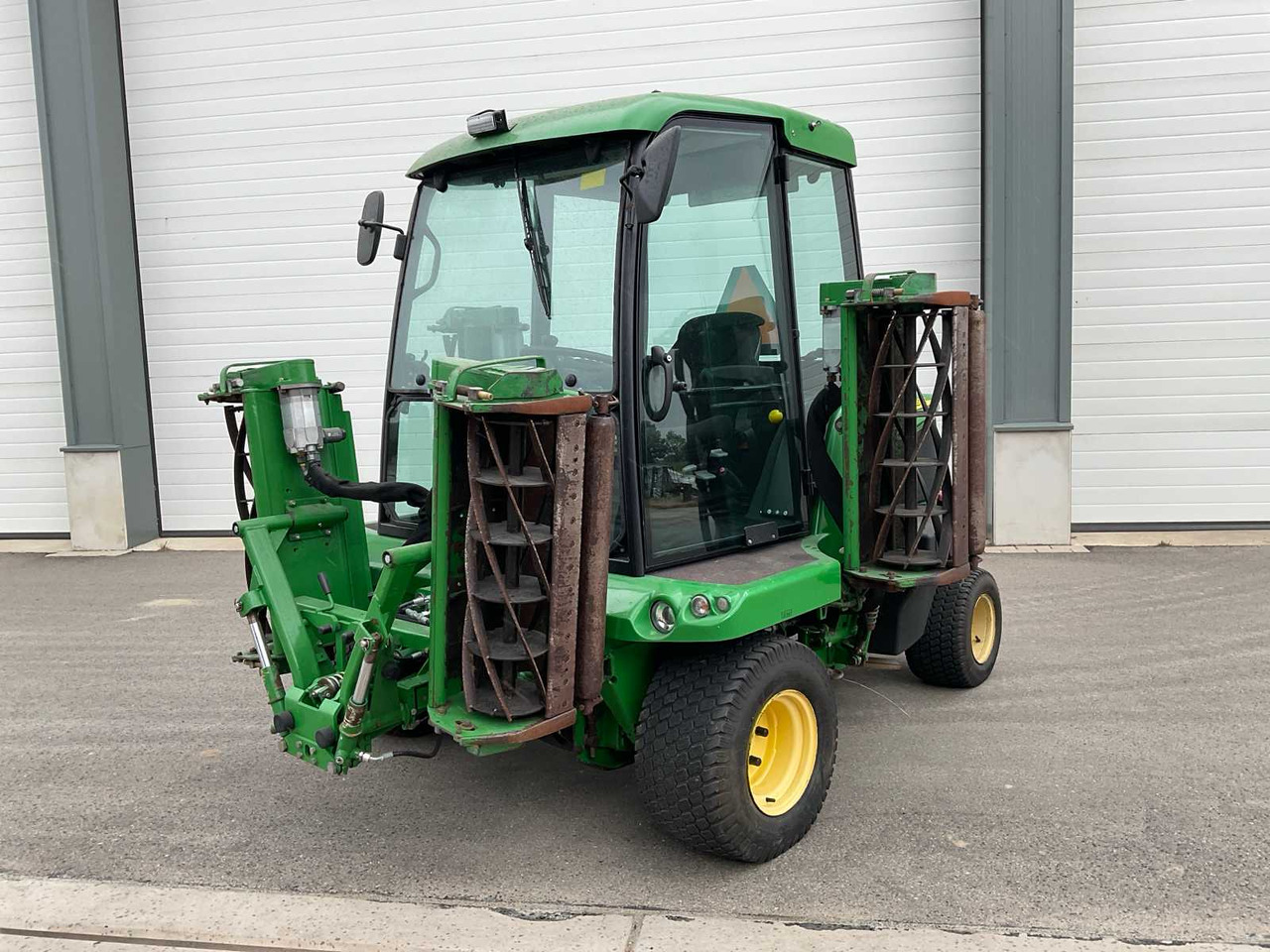 John deere 1905 4WD - التقطيع جزازة/ ماكينات قطع الحشائش: صورة 2 John deere 1905 4WD - التقطيع جزازة/ ماكينات قطع الحشائش: صورة 2