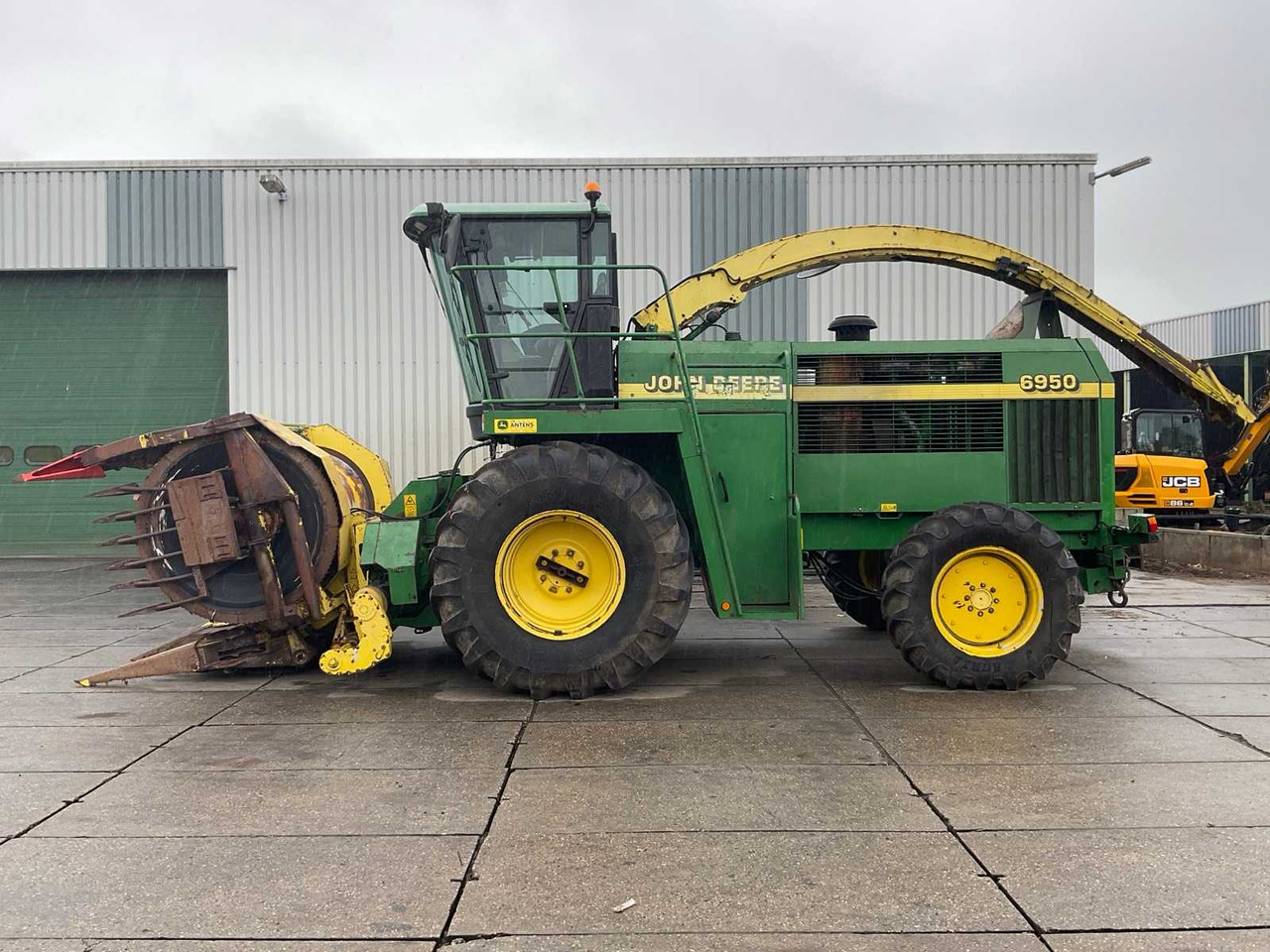 John deere 6950 - حصادة الأعلاف: صورة 5 John deere 6950 - حصادة الأعلاف: صورة 5