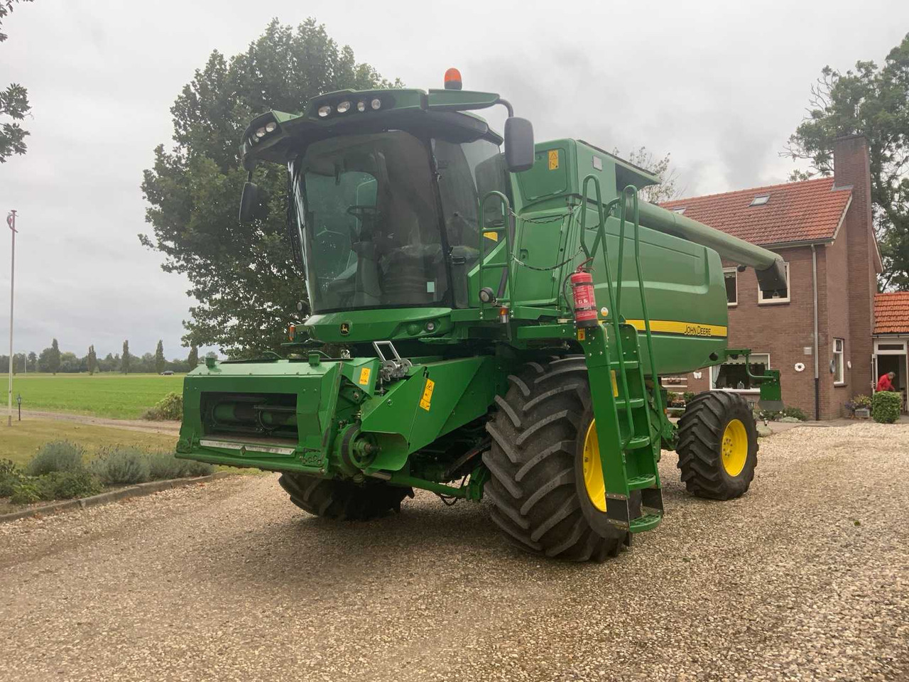 John deere T550 - حصادة موحَّدة: صورة 4 John deere T550 - حصادة موحَّدة: صورة 4