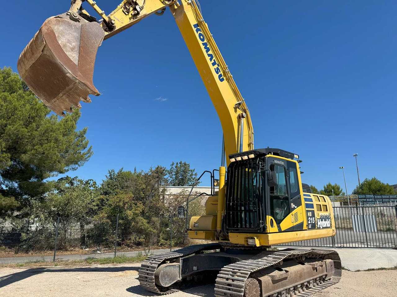 KOMATSU - 2017 - HB215LC-2 - CRAWLER EXCAVATOR - حفارة: صورة 5 KOMATSU - 2017 - HB215LC-2 - CRAWLER EXCAVATOR - حفارة: صورة 5