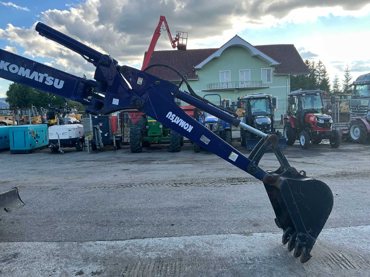 KOMATSU - PC50 UU-2 - MINI-EXCAVATOR - 2005 - حفارة مُصَّغرة: صورة 5 KOMATSU - PC50 UU-2 - MINI-EXCAVATOR - 2005 - حفارة مُصَّغرة: صورة 5