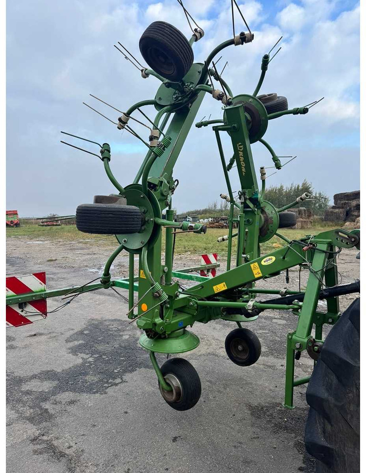 KRONE KW 6.72 - الآلات الزراعية: صورة 1 KRONE KW 6.72 - الآلات الزراعية: صورة 1