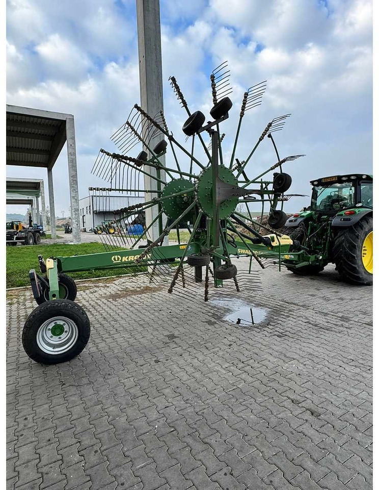 KRONE Swadro TC 1000 - الآلات الزراعية: صورة 1 KRONE Swadro TC 1000 - الآلات الزراعية: صورة 1
