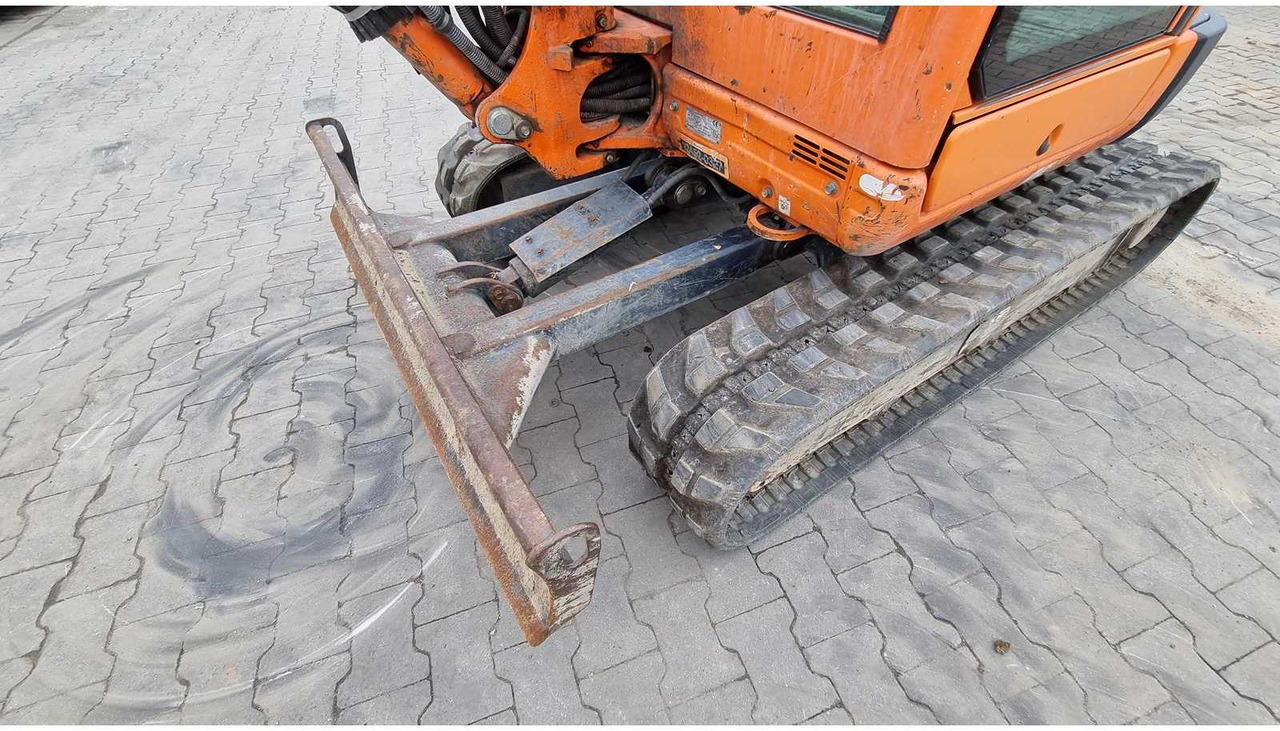 حفارة مُصَّغرة KUBOTA U27-4: صورة 18