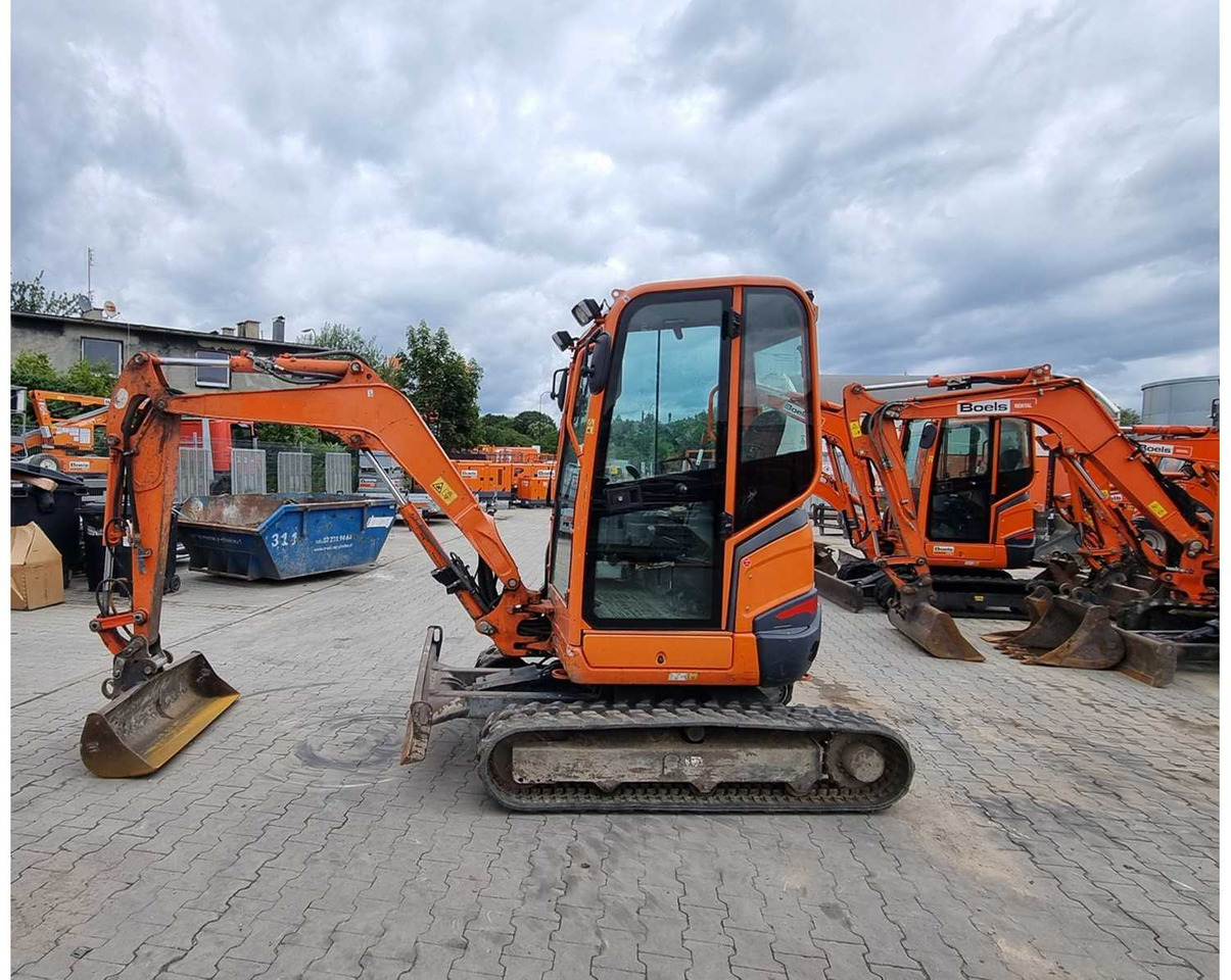 KUBOTA U27-4 - حفارة مُصَّغرة: صورة 1 KUBOTA U27-4 - حفارة مُصَّغرة: صورة 1