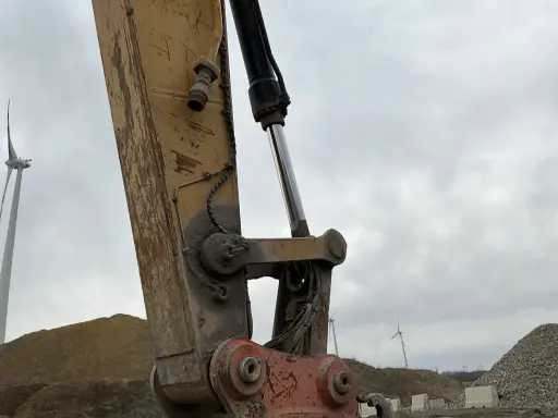حفار زحاف Komatsu 323D: صورة 16