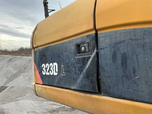 حفار زحاف Komatsu 323D: صورة 23