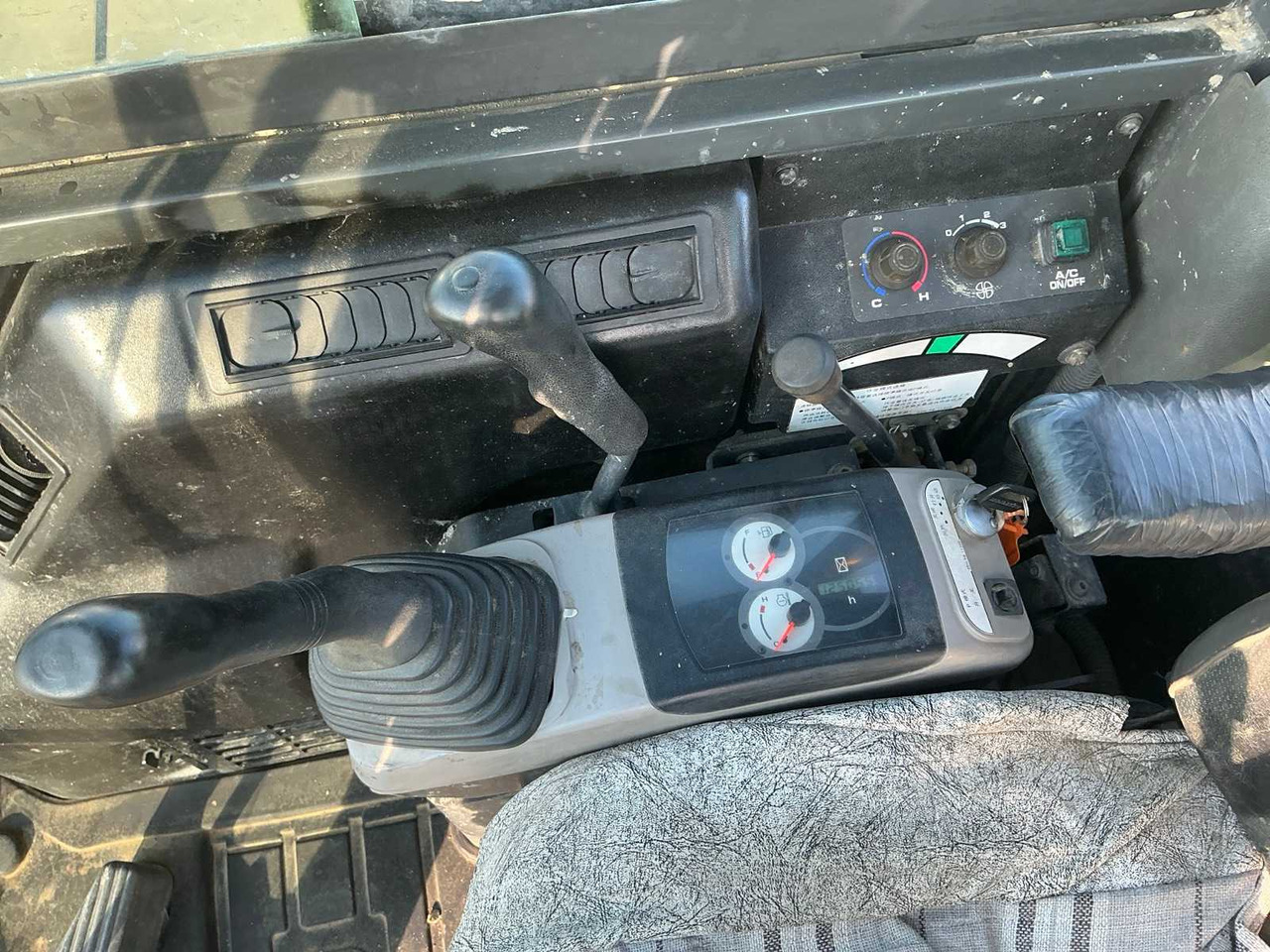 حفارة مُصَّغرة Komatsu PC 56 -7: صورة 37