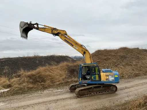 Komatsu PC240ONLC-8 - حفار زحاف: صورة 2 Komatsu PC240ONLC-8 - حفار زحاف: صورة 2